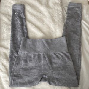 Gymshark Grey Camo Leggings!! Size: Small